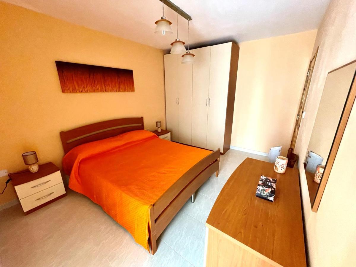 Regent Court - 3 Bedroom Apartment Within Walking Distance From Seafront San Pawl il-Baħar Zewnętrze zdjęcie