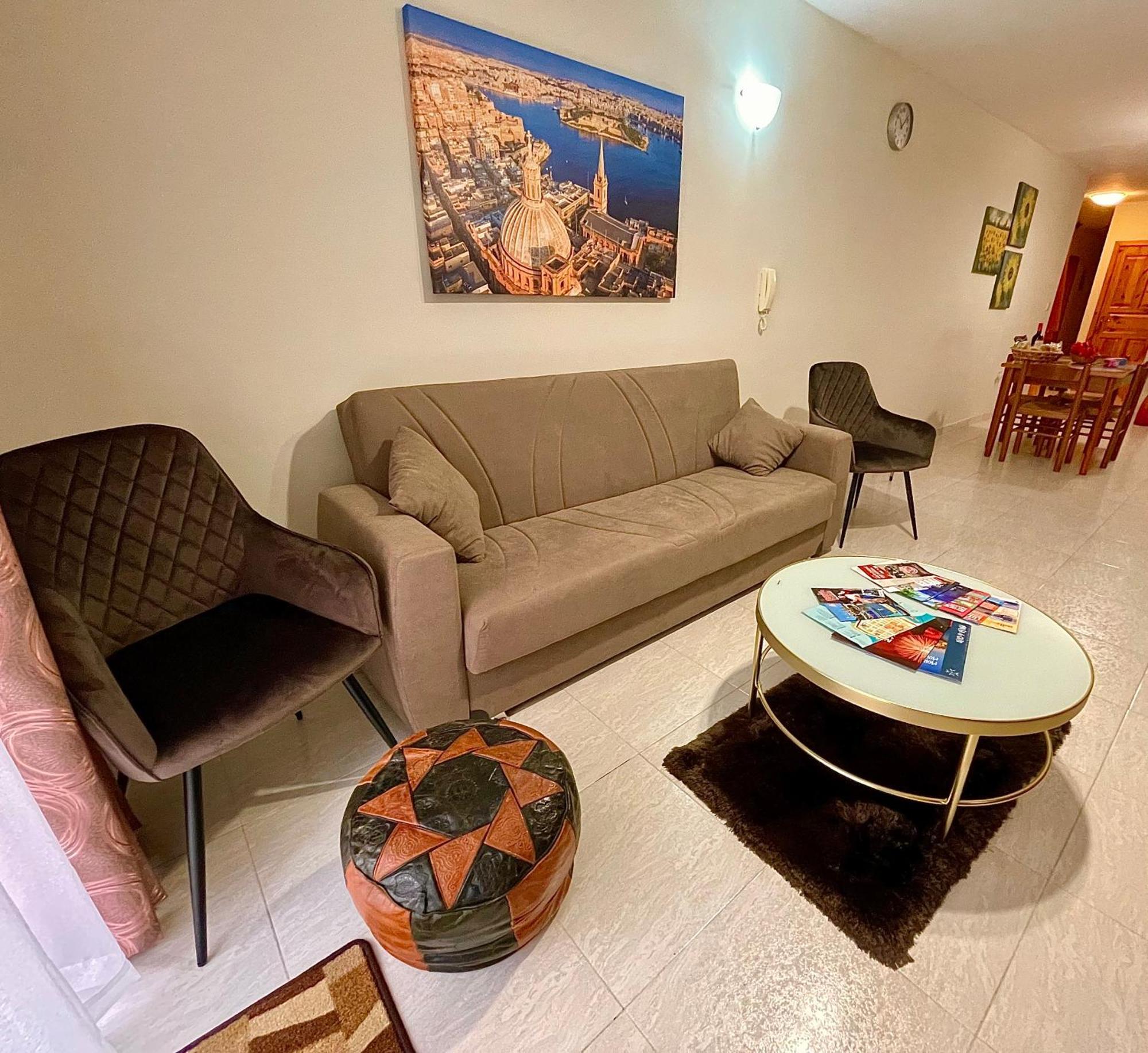 Regent Court - 3 Bedroom Apartment Within Walking Distance From Seafront San Pawl il-Baħar Zewnętrze zdjęcie