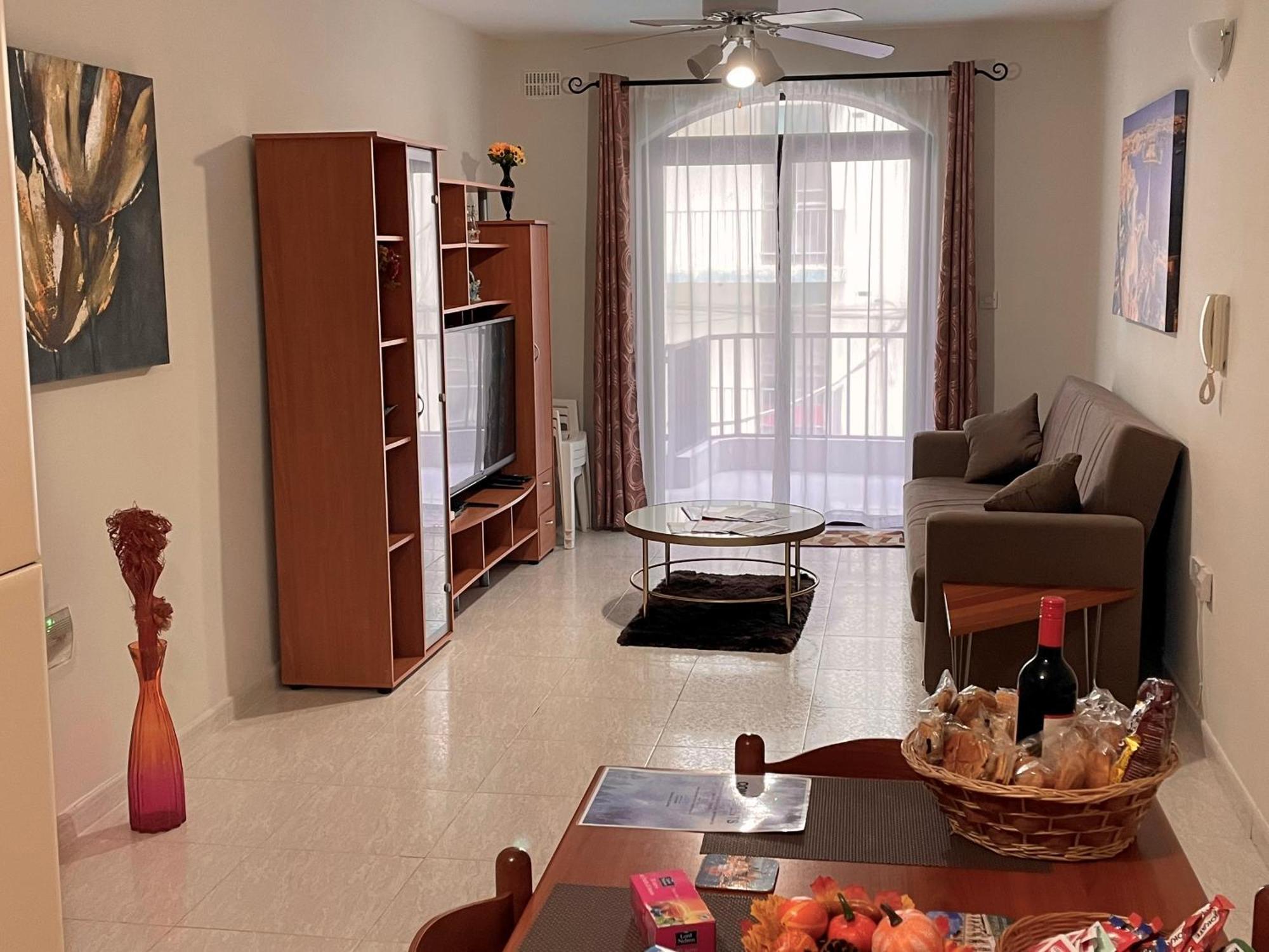 Regent Court - 3 Bedroom Apartment Within Walking Distance From Seafront San Pawl il-Baħar Zewnętrze zdjęcie